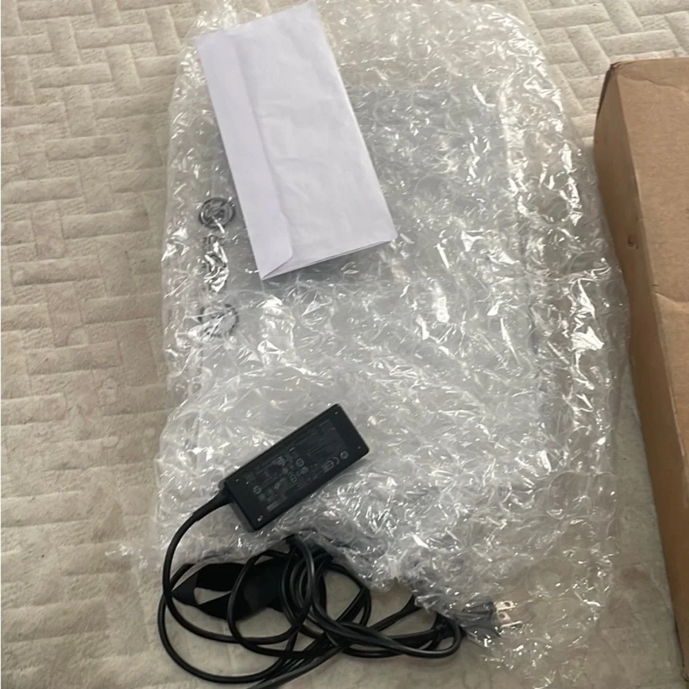 LikeNew/Never Used Hp i3 Laptop
